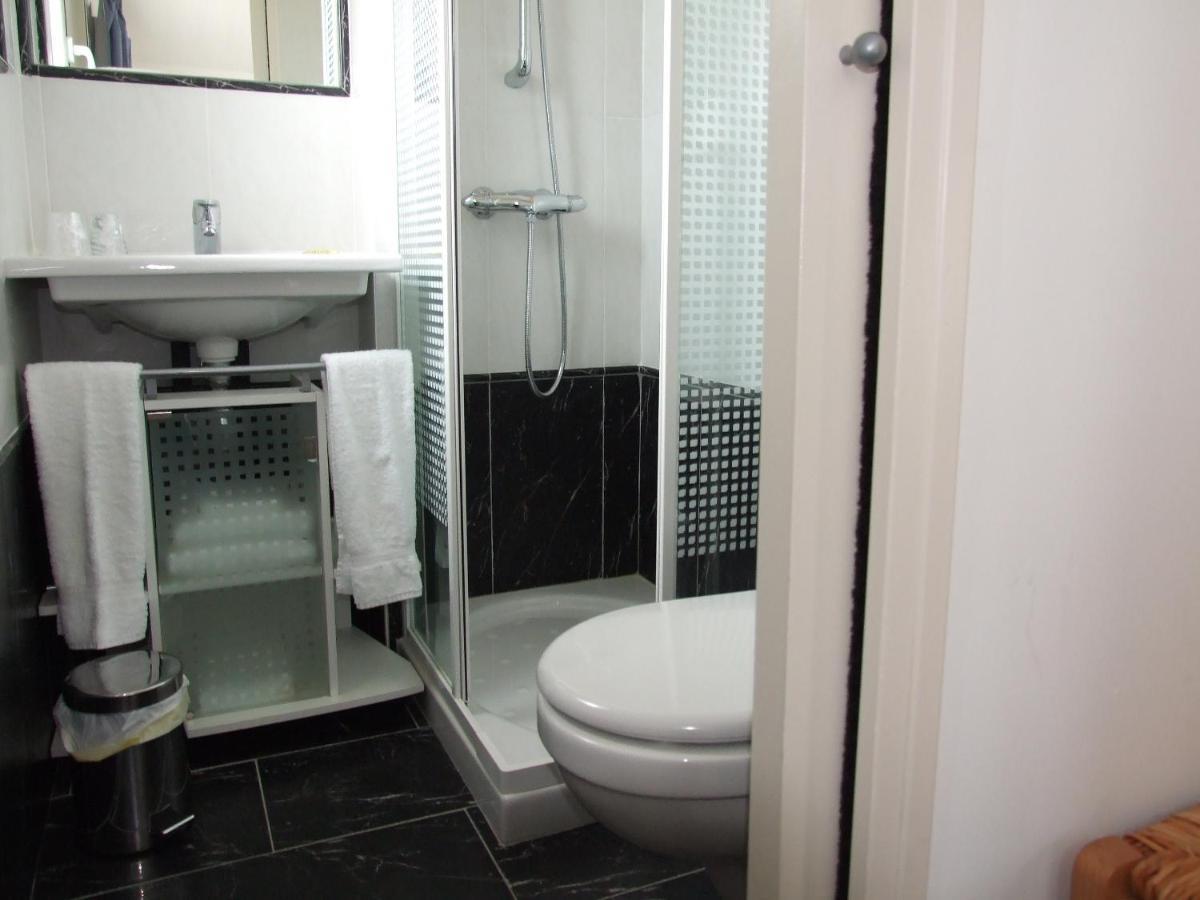 Le Concept Hotel Les Portes-en-Re Luaran gambar